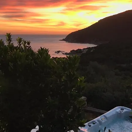 Sardinia Seaview&spapool Villa *