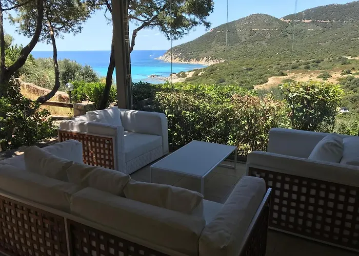 Sardinia Seaview&spapool Villa